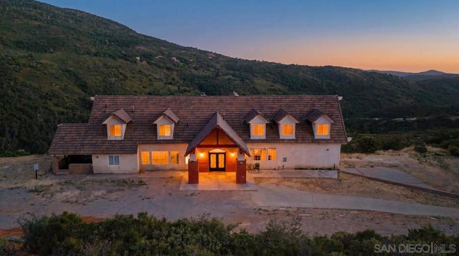 Property photo for 2101 Coulter Lane, Julian, CA