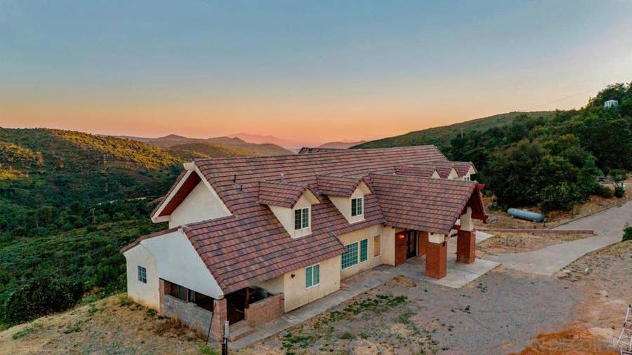 Property photo for 2101 Coulter Lane, Julian, CA