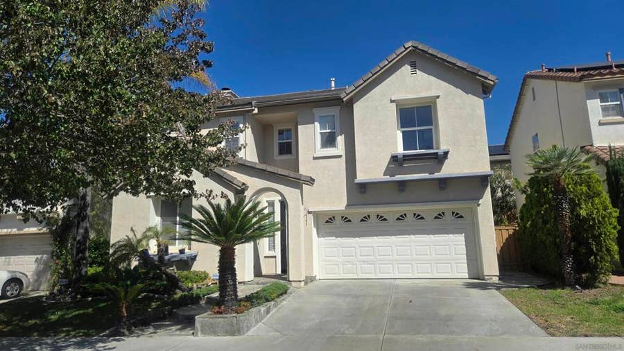 Property photo for 11442 Trailbrook Ln, San Diego, CA