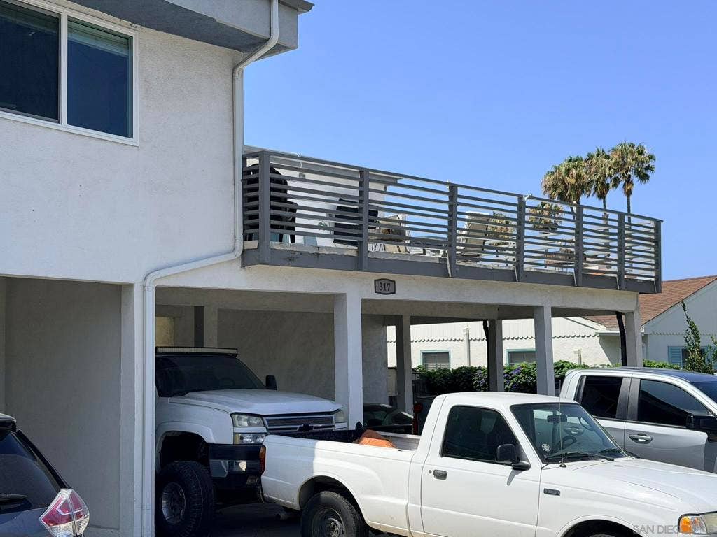 317 Avenida Monterey, San Clemente, CA 92672 317 Avenida Monterey, San Clemente, CA 92672