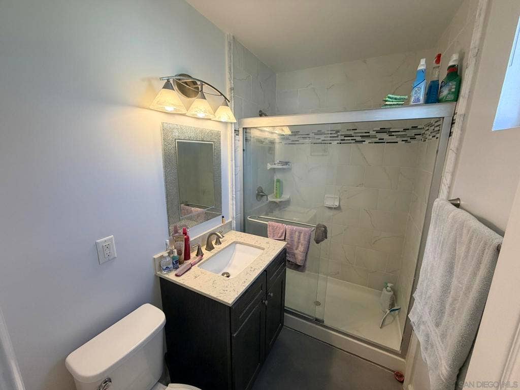 317 Avenida Monterey, San Clemente, CA 92672 317 Avenida Monterey, San Clemente, CA 92672