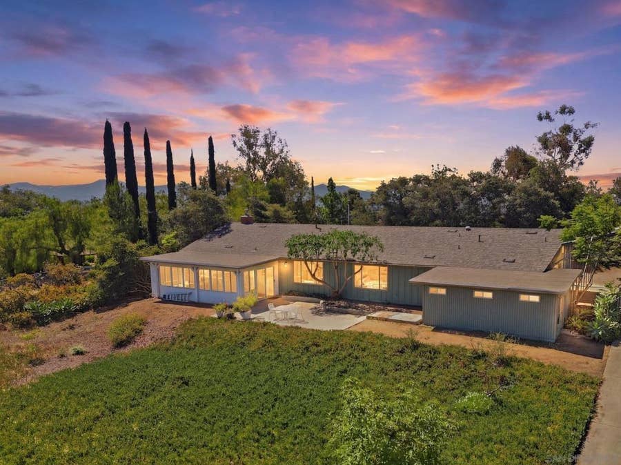 Property photo for 133 La Cresta Heights Rd, El Cajon, CA