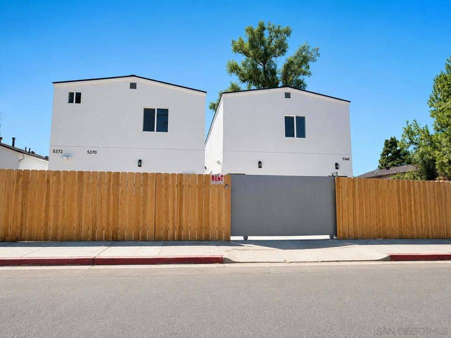 Property photo for 5370 Nutmeg St, Oak Park, CA