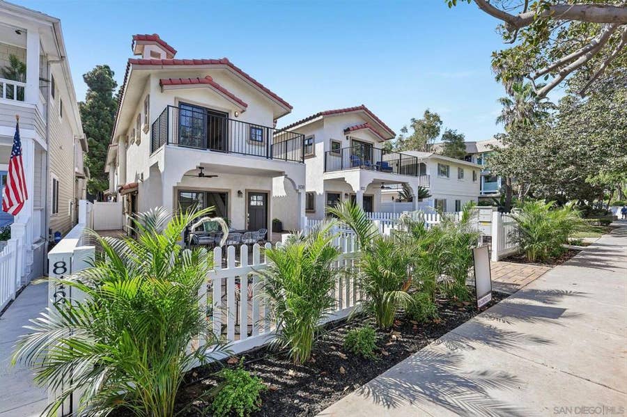 Property photo for 838 C Ave., Coronado, CA