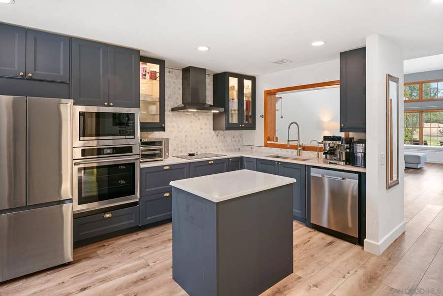 Property photo for 8647 Circle R Valley, Escondido, CA
