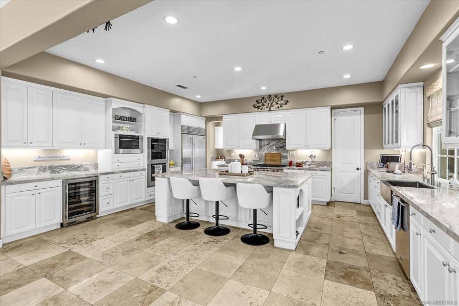 Property photo for 452 Evening View Drive, Chula Vista, CA
