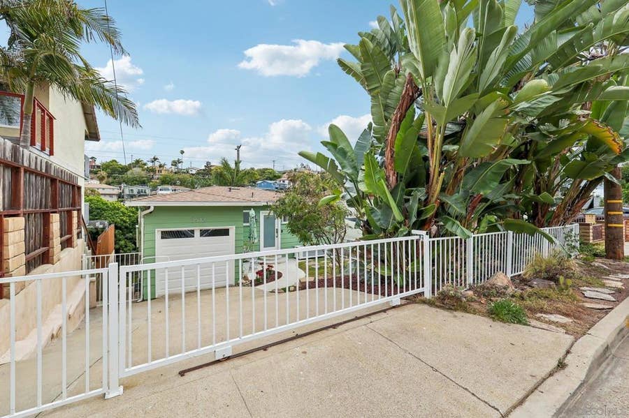 Property photo for 3542 Wawona Dr, San Diego, CA