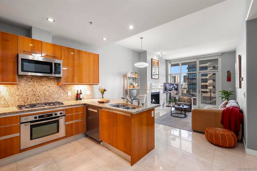Property photo for 550 Front St, #302, San Diego, CA