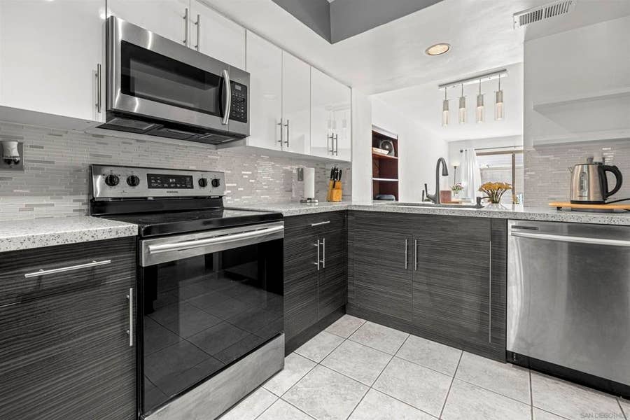 Property photo for 814 AMERICA WAY, Del Mar, CA