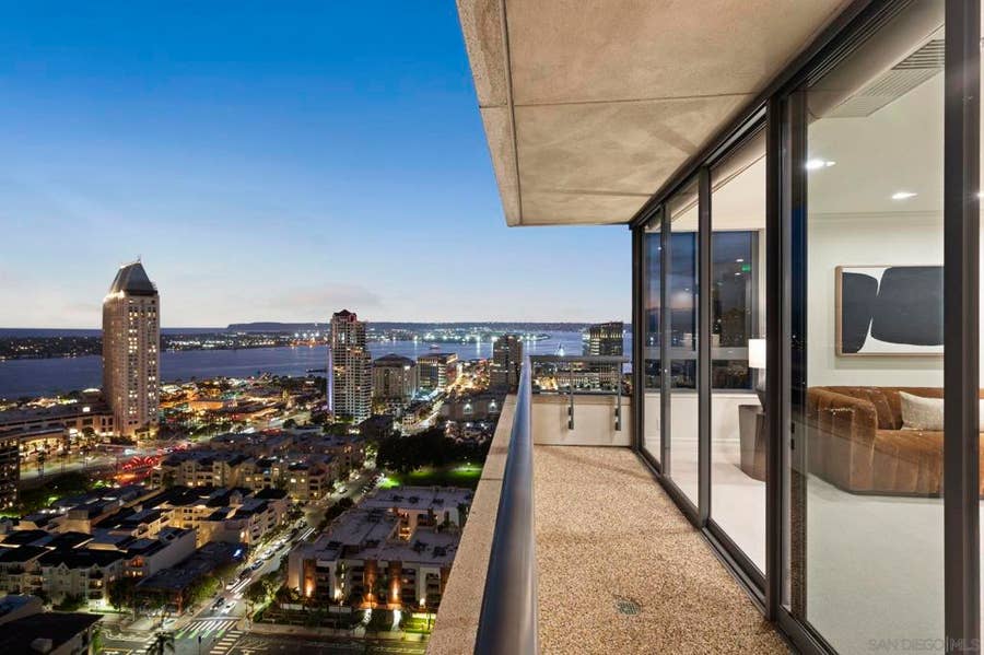 Property photo for 700 Front St, #2204 - 2205, San Diego, CA