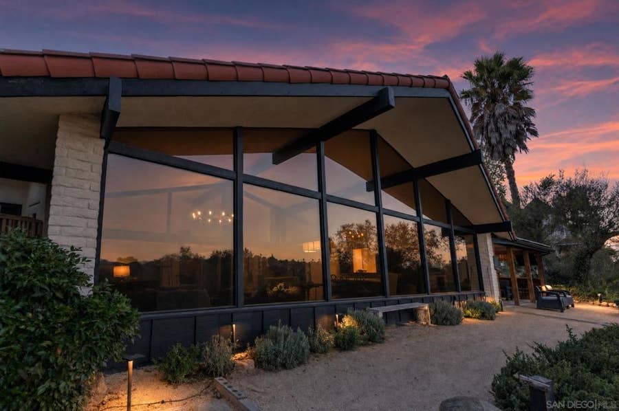 Property photo for 111 Morro Hills Road, Fallbrook, CA