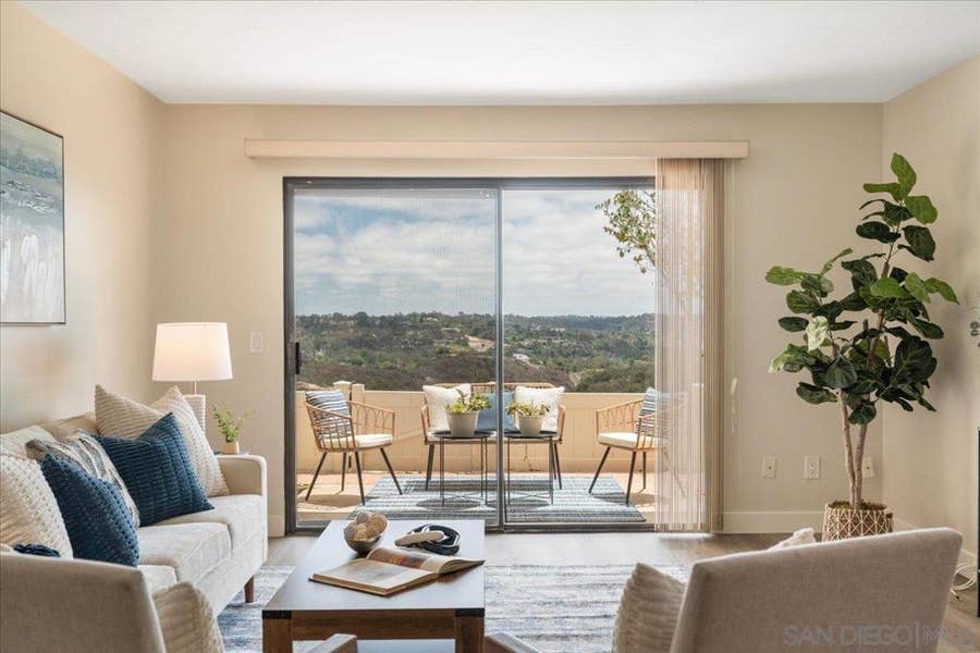 Property photo for 245 Fairlee, Encinitas, CA