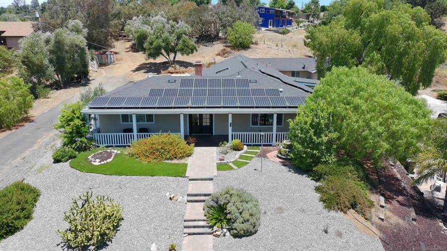 Property photo for 3562 S Mission Road, Fallbrook, CA