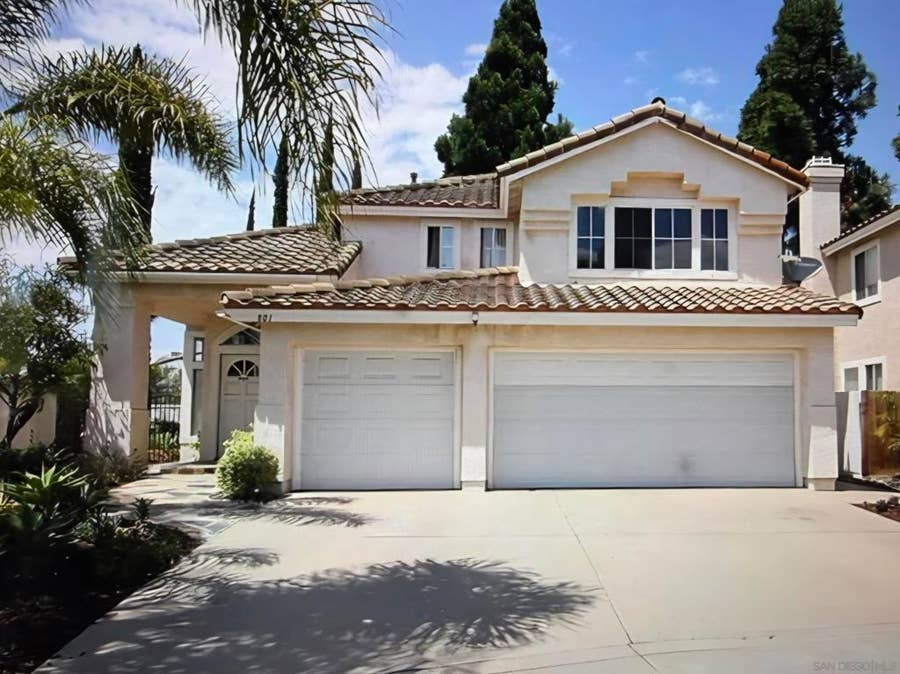 Property photo for 801 Mosaic Cir, Oceanside, CA