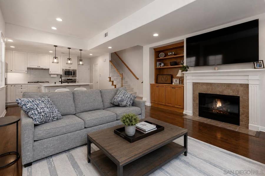 Property photo for 2955 Farragut, San Diego, CA