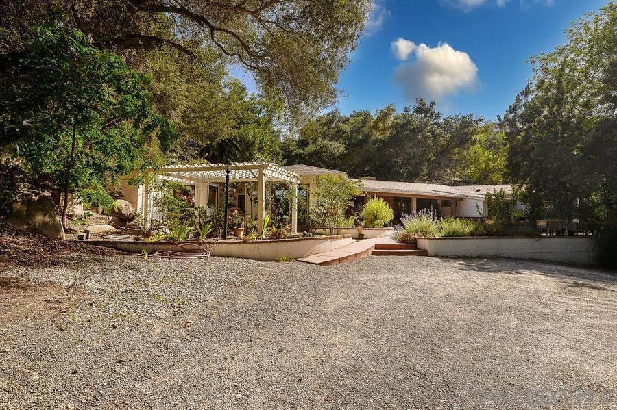 Property photo for 9707 Shadow Rd, La Mesa, CA