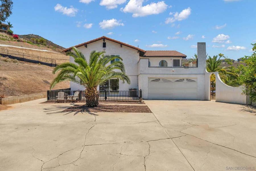 Property photo for 9130 Shadow Hill Road, Santee, CA