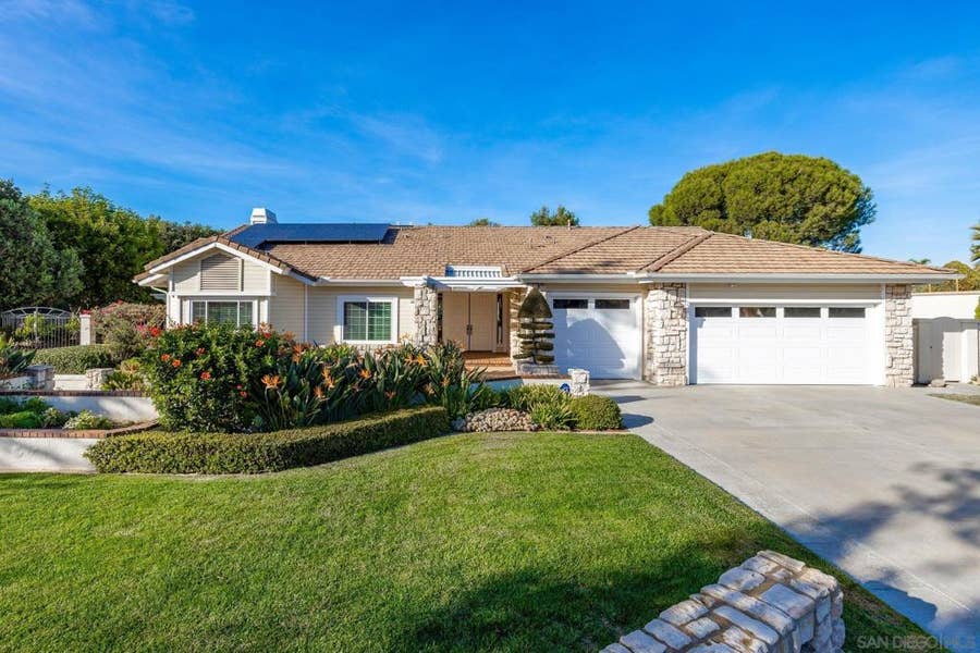 Property photo for 1350 Lupine Hills, Vista, CA
