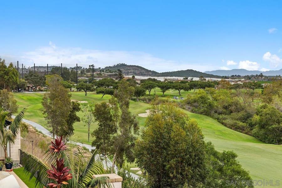 Property photo for 1237 Breakaway Dr, Oceanside, CA