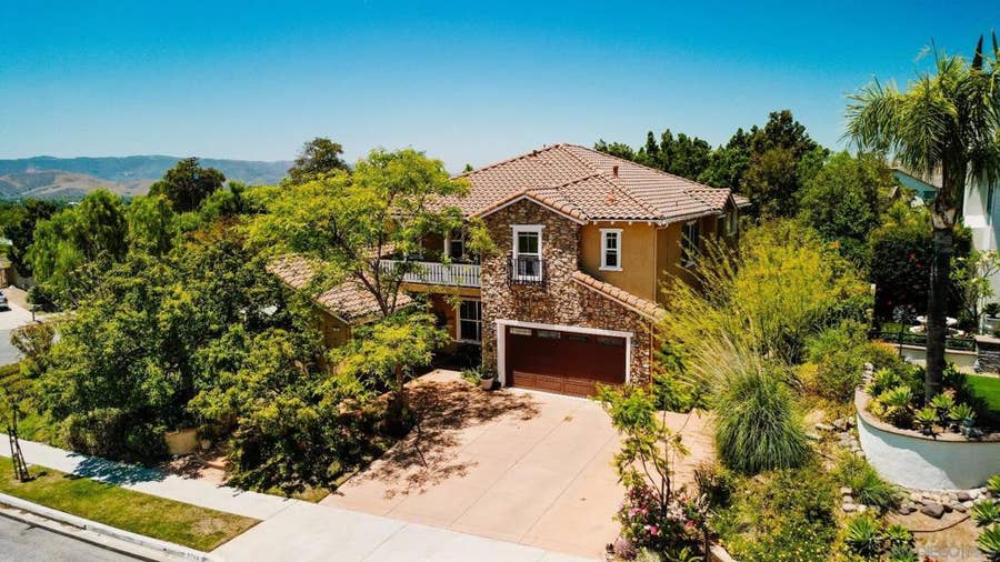 Property photo for 3703 Mandolin Ave, Simi Valley, CA