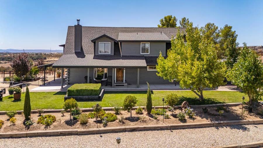 Property photo for 39525 Opalocka, Boulevard, CA
