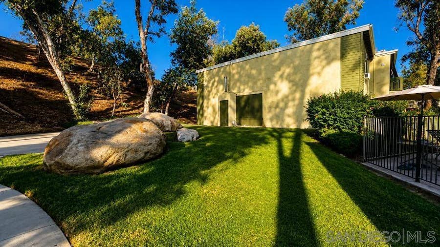 Property photo for 830 W Lincoln Ave, #186, Escondido, CA