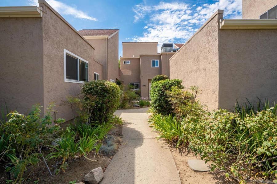 Property photo for 23949 Green Haven Lane, Ramona, CA