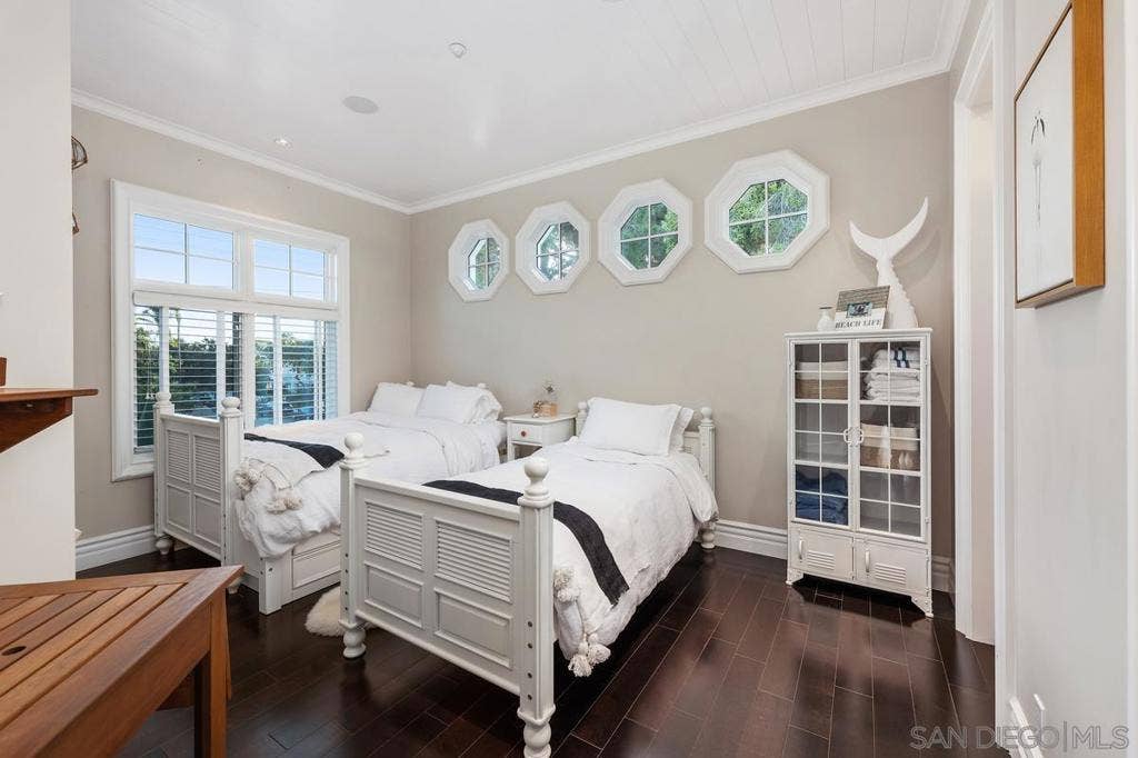 501 1st St, Coronado, CA 92118 Bedroom