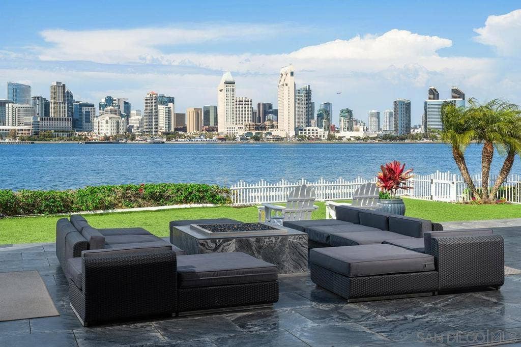 501 1st St, Coronado, CA 92118 Patio/Deck