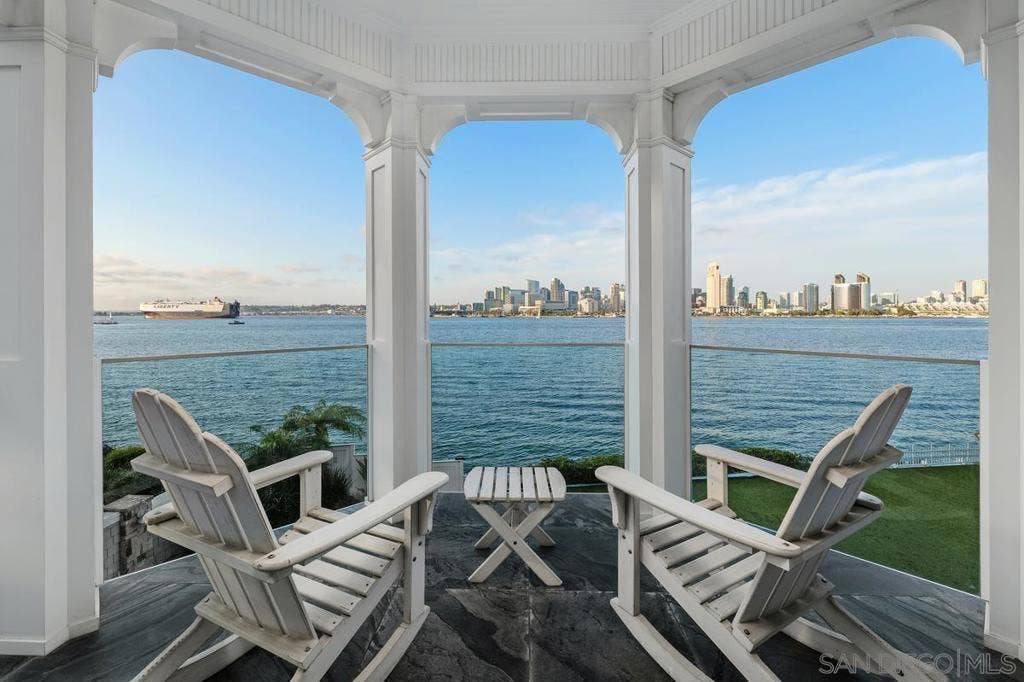 501 1st St, Coronado, CA 92118 Balcony