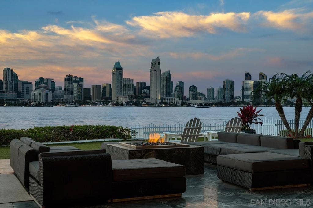 501 1st St, Coronado, CA 92118 View