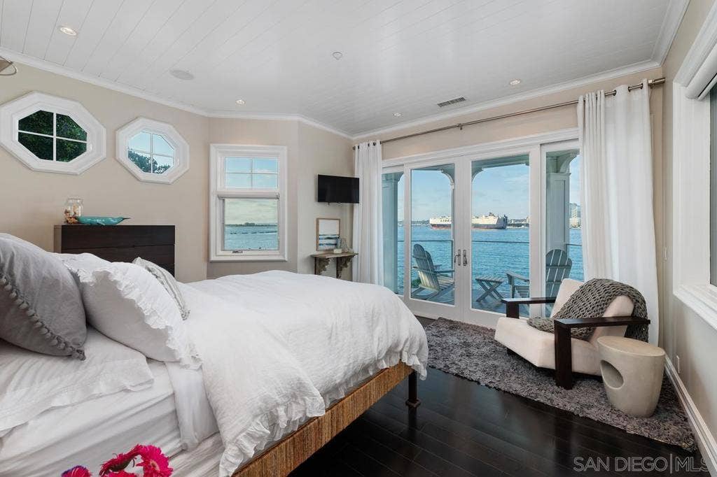 501 1st St, Coronado, CA 92118 Bedroom