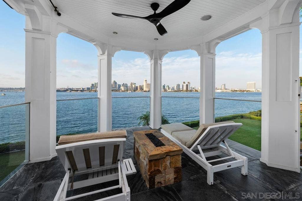 501 1st St, Coronado, CA 92118 Balcony