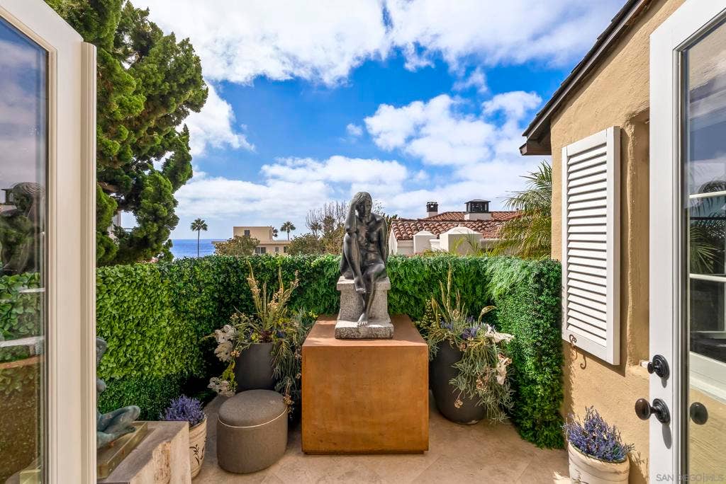 7857 Eads Ave, La Jolla, CA 92037 7857 Eads Ave, La Jolla, CA 92037