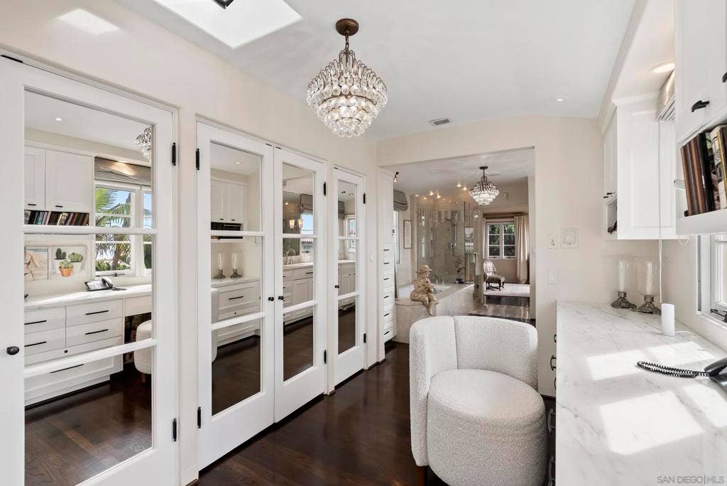 7857 Eads Ave, La Jolla, CA 92037 7857 Eads Ave, La Jolla, CA 92037