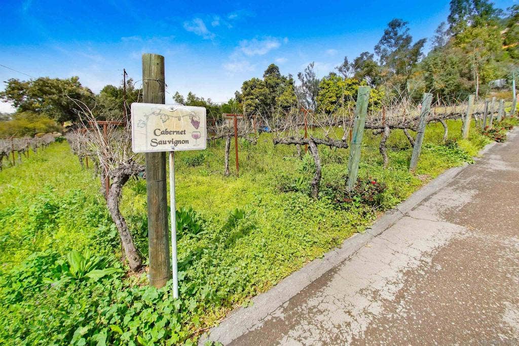 16757 Old Guejito Grade Road, Escondido, CA 92027 16757 Old Guejito Grade Road, Escondido, CA 92027