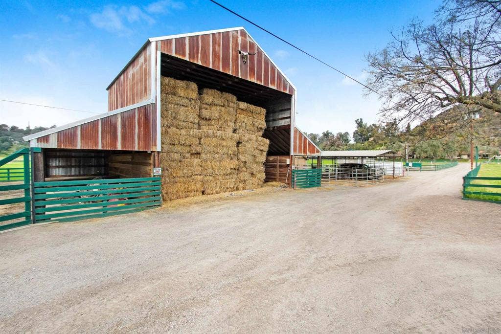 16757 Old Guejito Grade Road, Escondido, CA 92027 16757 Old Guejito Grade Road, Escondido, CA 92027