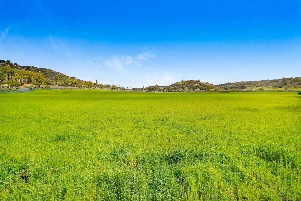 16757 Old Guejito Grade Road, Escondido, CA 92027 16757 Old Guejito Grade Road, Escondido, CA 92027