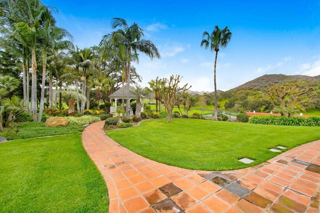 16757 Old Guejito Grade Road, Escondido, CA 92027 16757 Old Guejito Grade Road, Escondido, CA 92027