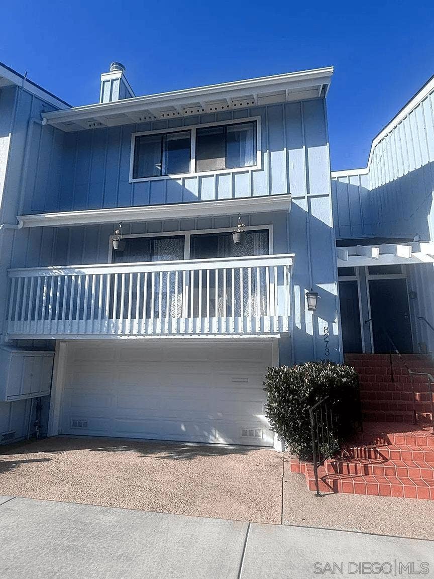 Property photo for 8273 Via Mallorca, La Jolla, CA