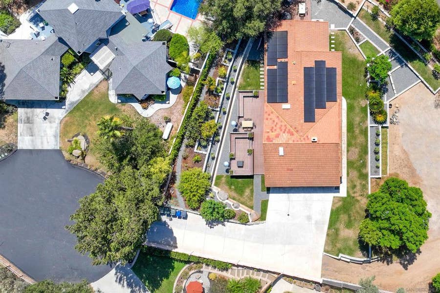 Property photo for 676 Via Rancho, Escondido, CA