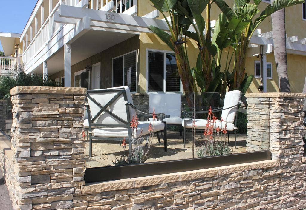 150 Walnut, Carlsbad, CA 92008 150 Walnut, Carlsbad, CA 92008