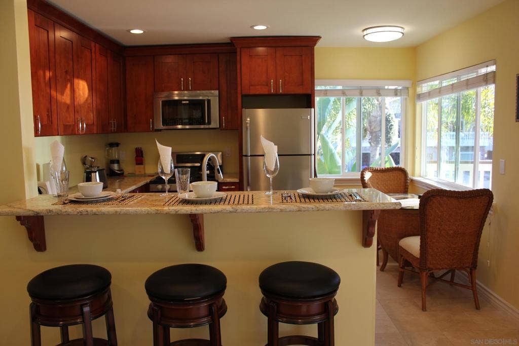 150 Walnut, Carlsbad, CA 92008 150 Walnut, Carlsbad, CA 92008