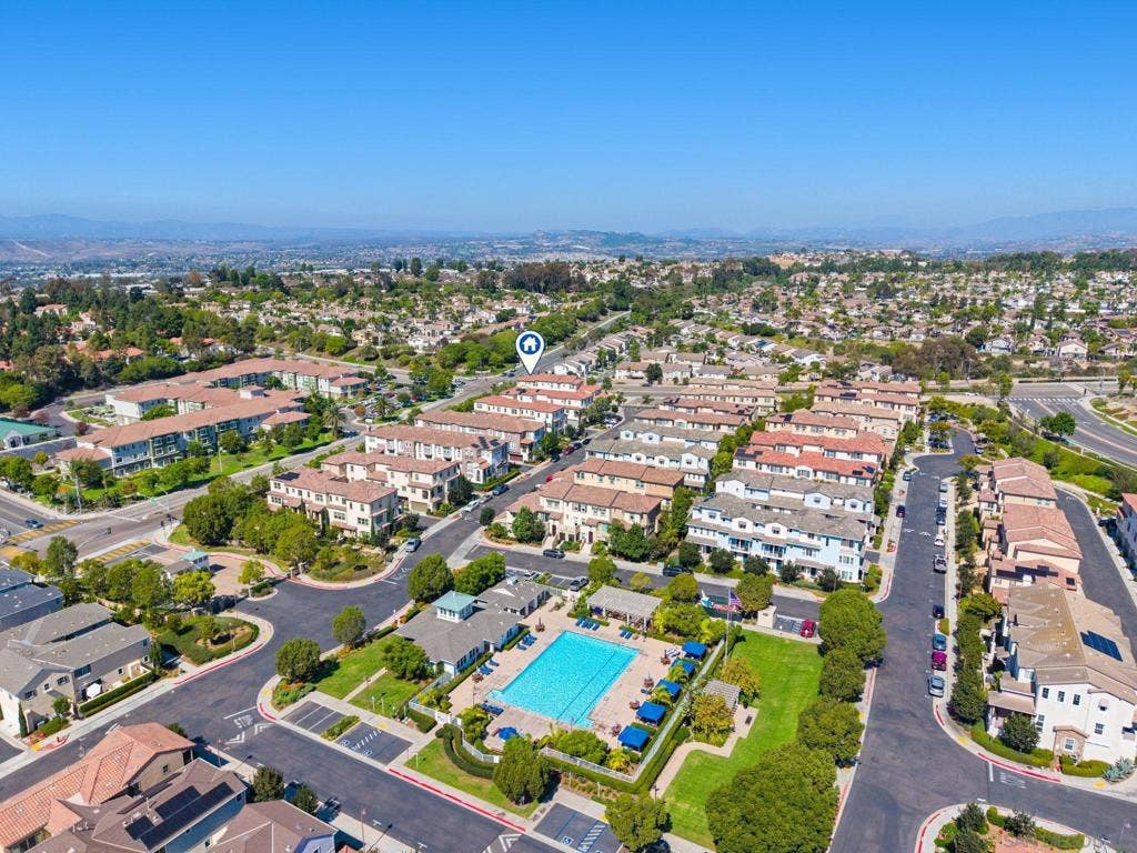 4382 Pacifica Way, #1, Oceanside, CA 92056 4382 Pacifica Way, #1, Oceanside, CA 92056