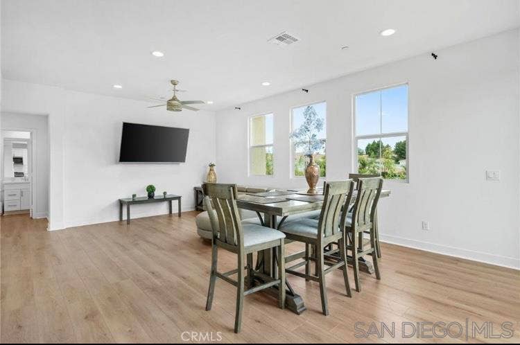 4382 Pacifica Way, #1, Oceanside, CA 92056 4382 Pacifica Way, #1, Oceanside, CA 92056