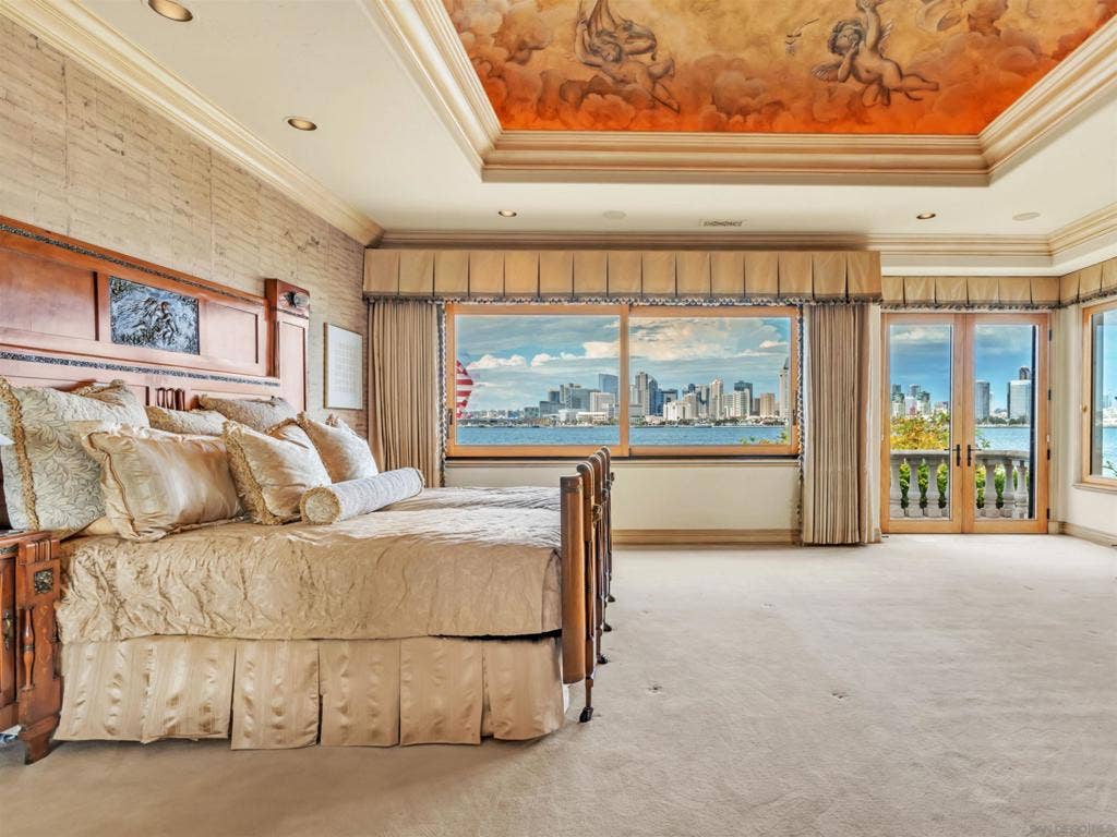 519 1st Street, Coronado, CA 92118 519 1st Street, Coronado, CA 92118
