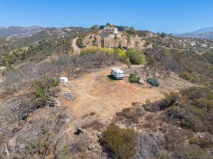 Property photo for 2347 Lookout Mountain Rd, Fallbrook, CA