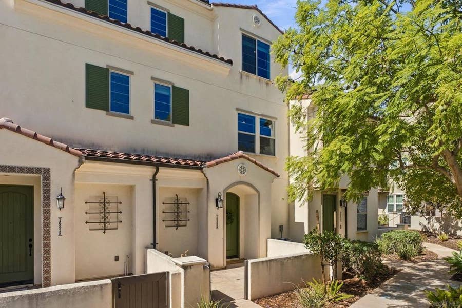 Property photo for 16320 Veridian Cir, San Diego, CA