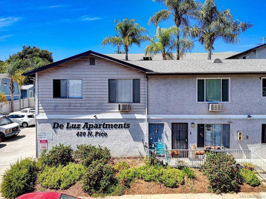 234 W Kalmia, Fallbrook, CA 92028