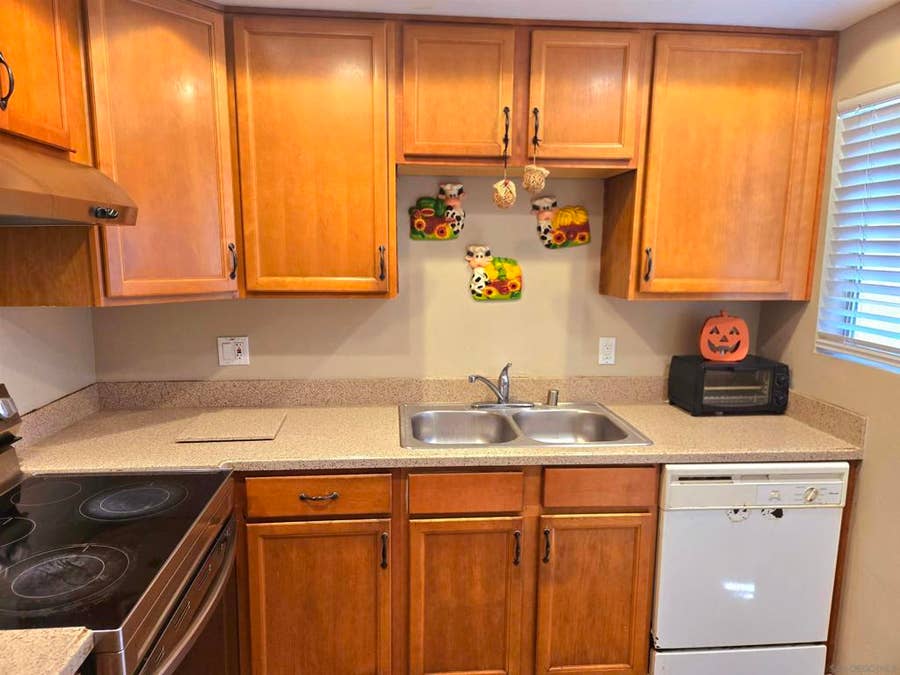Property photo for 475 N Midway Dr, #236, Escondido, CA